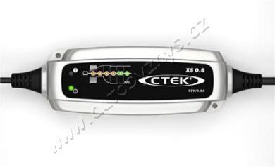 Nabíječka autobaterií 12V CTEK XS 0,8  (14915)